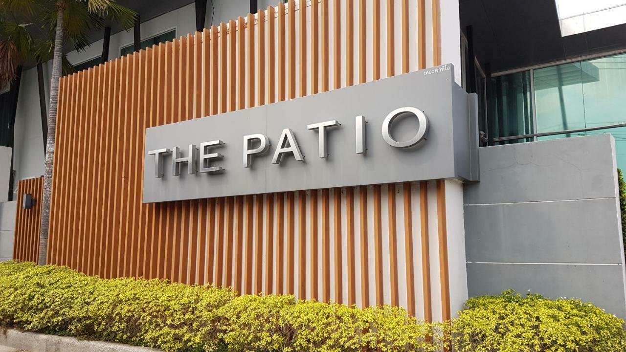 The Patio Bangsaenアパートメント エクステリア 写真